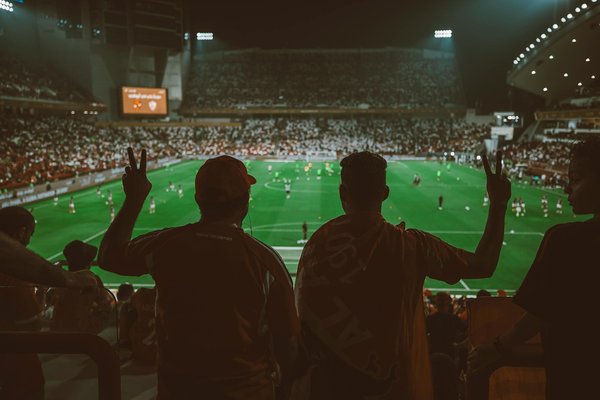 Boostez Votre Puissance : Stratégies Éprouvées pour Accroître Votre Force avec des Poids de Musculation